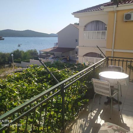 Apartments Luca Žaborić Eksteriør billede